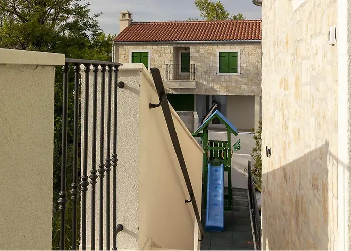 Дом отдыха Beautiful In Привлака